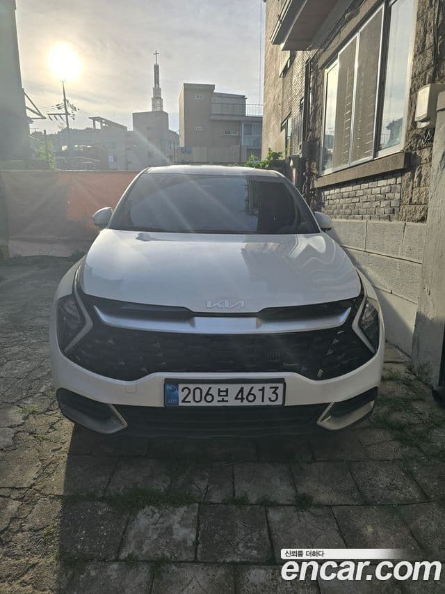Kia Sportage 2022 — ფოტო 3/10