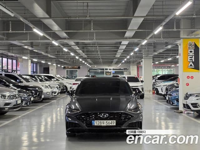 Hyundai Sonata 2022 — ფოტო 6/20
