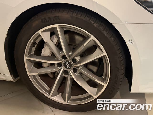 Audi A7 2020 — Şəkil 12/16