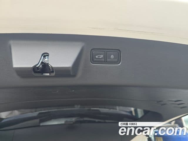 Hyundai Santa Fe 2024 — Şəkil 8/20