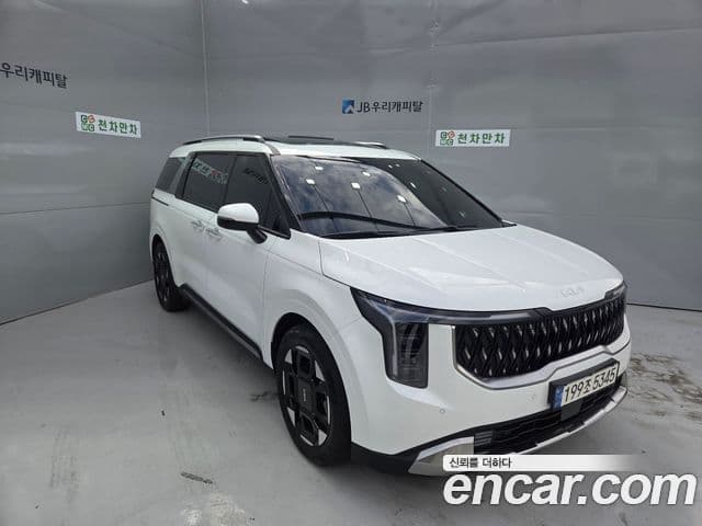 Kia Carnival 2024 — Şəkil 2/20