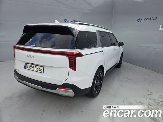 Kia Carnival 2024 — Şəkil 3/20