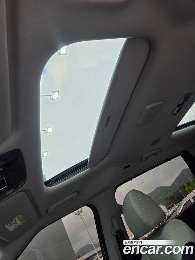 Kia Carnival 2024 — Şəkil 11/20
