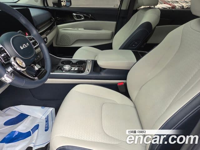 Kia Carnival 2024 — Şəkil 14/20