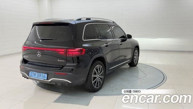 Mercedes-Benz EQB 2025 — ფოტო 18/20