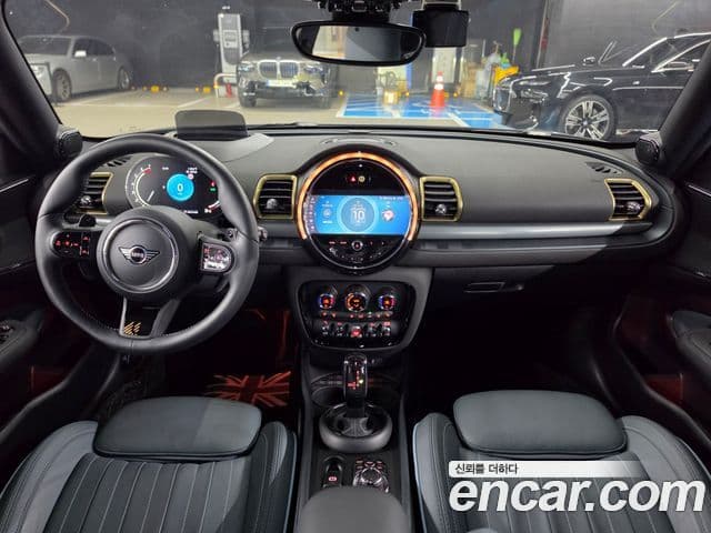 Mini Cooper S Clubman 2024 — ფოტო 10/19