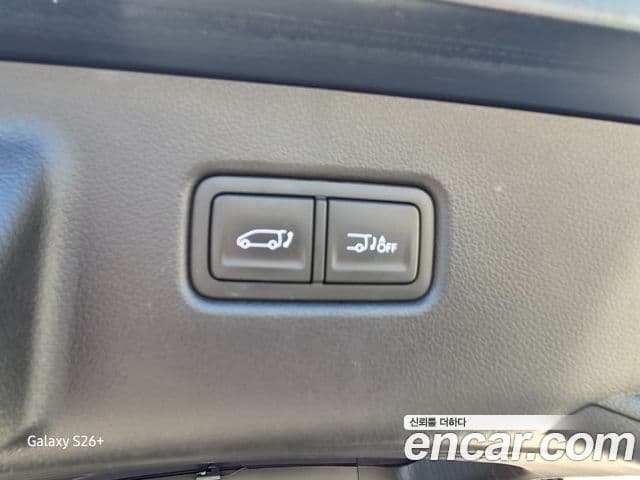Hyundai Staria 2023 — ფოტო 6/20