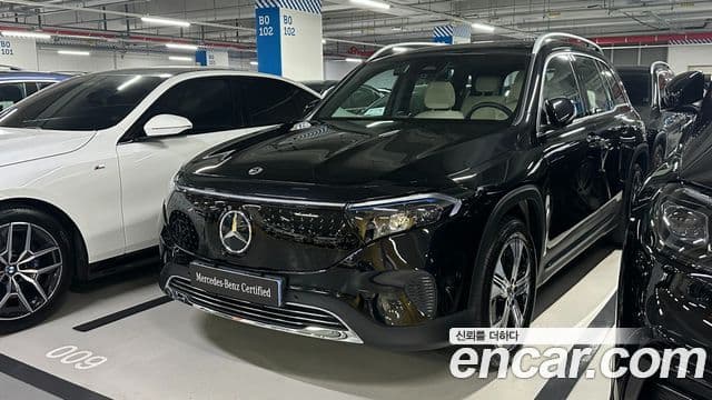 Mercedes-Benz EQB 2025 — ფოტო 1/20