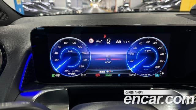 Mercedes-Benz EQB 2025 — ფოტო 10/20
