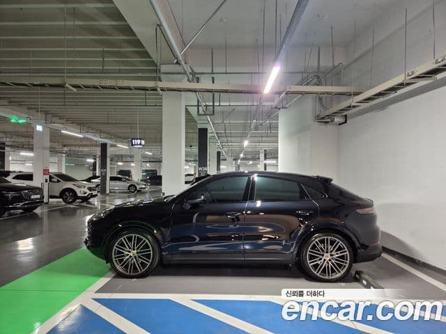 Porsche Cayenne 2020 — Şəkil 19/20