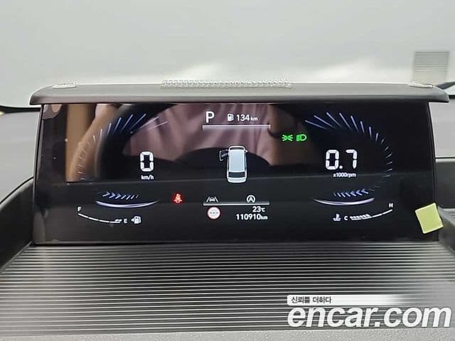 Hyundai Staria 2021 — ფოტო 6/20