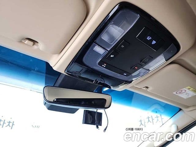 Hyundai Staria 2021 — ფოტო 15/20