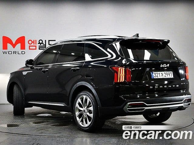 Kia Sorento 2022 — ფოტო 3/20