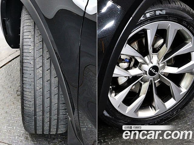 Kia Sorento 2022 — ფოტო 19/20