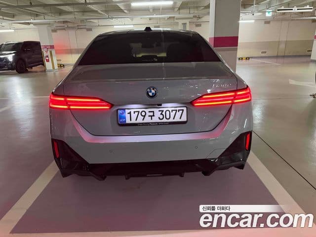 BMW 5 Series 2025 — ფოტო 2/14