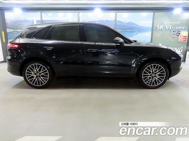 Porsche Cayenne 2022 — Şəkil 20/20