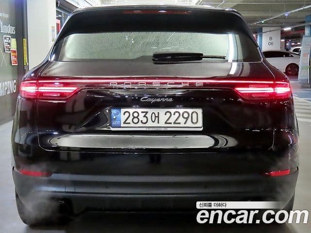 Porsche Cayenne 2022 — Şəkil 18/20