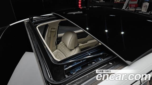 Genesis G90 2022 — ფოტო 19/20