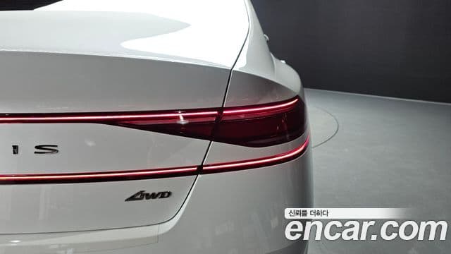 Genesis G90 2022 — Photo 9/49