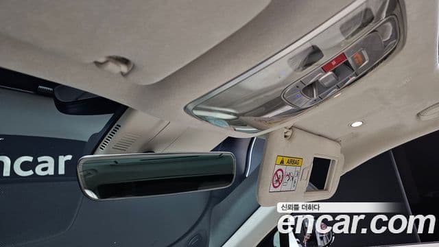 Genesis G90 2022 — Photo 38/49