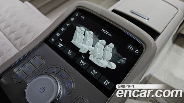 Genesis G90 2022 — Photo 2/49