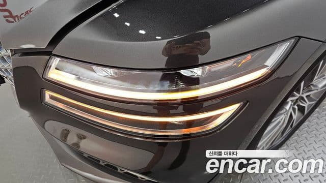 Genesis G80 2022 — Photo 8/30
