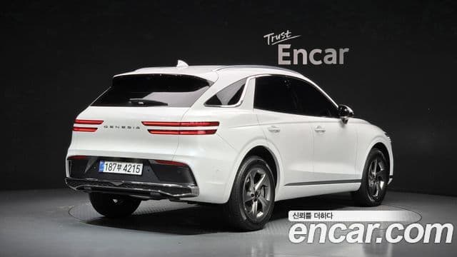 Genesis GV70 2026 — Şəkil 1/20