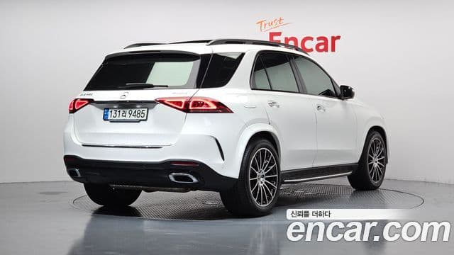 Mercedes-Benz GLE-Class 2022 — Şəkil 2/20