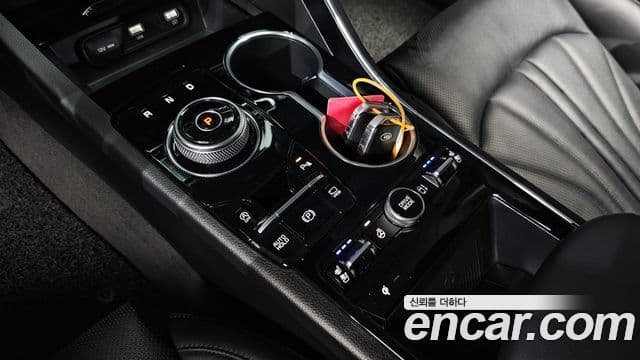 Kia K5 2020 — Şəkil 8/20