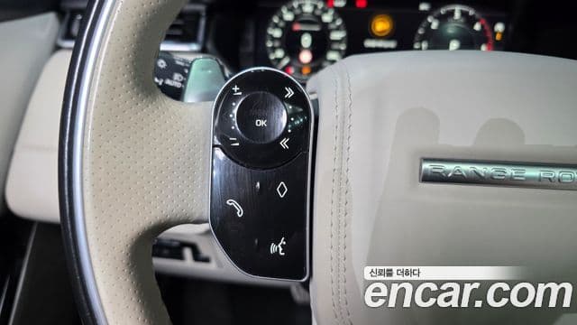 Land Rover Range Rover Velar 2019 — Photo 8/39