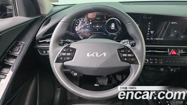 Kia Niro 2022 — Şəkil 12/20