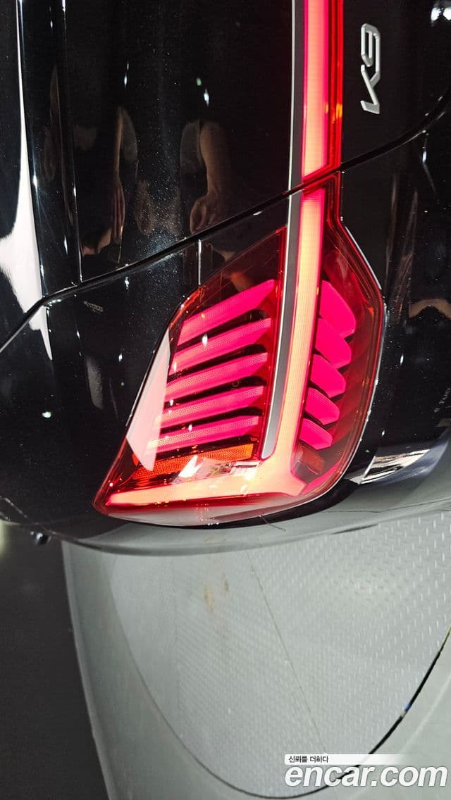Kia The K9 2022 — Photo 30/35