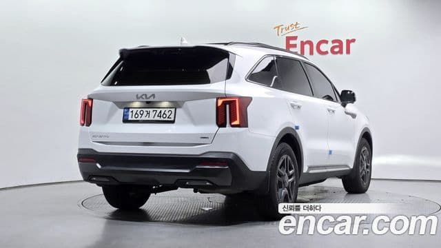 Kia Sorento 2024 — ფოტო 2/20
