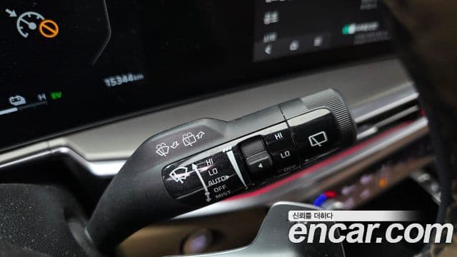 Kia Sorento 2024 — ფოტო 19/20