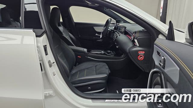 Mercedes-Benz CLA-Class 2025 — Photo 20/30