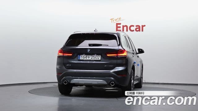 BMW X1 2021 — Şəkil 4/20
