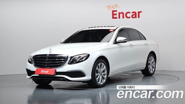 Mercedes-Benz E-Class 2020 — Фото 20/20