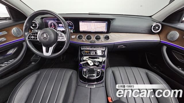 Mercedes-Benz E-Class 2020 — Фото 9/20