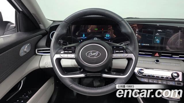 Hyundai Avante 2022 — ფოტო 13/20