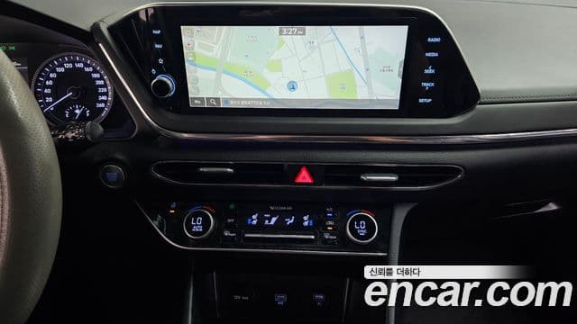 Hyundai Sonata 2022 — Şəkil 13/20