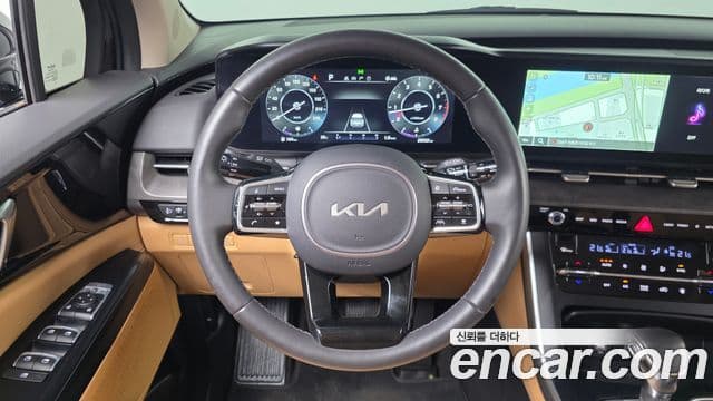 Kia Carnival 2023 — Şəkil 13/20