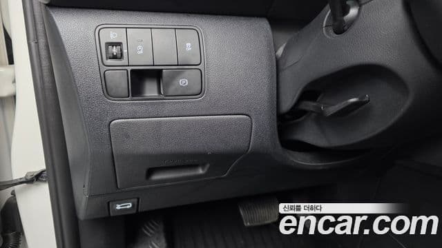 Hyundai Staria 2022 — Şəkil 18/20