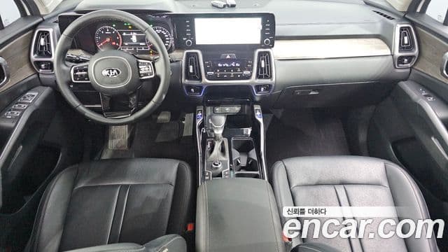 Kia Sorento 2021 — Фото 7/20
