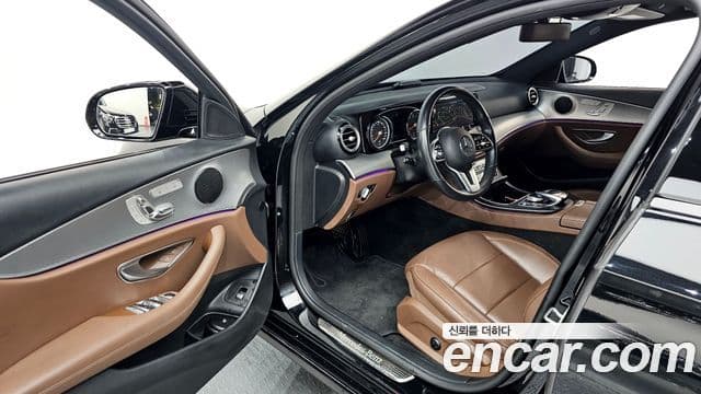 Mercedes-Benz E-Class 2020 — ფოტო 10/20
