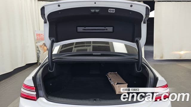 Genesis Electrified G80 2021 — ფოტო 20/20