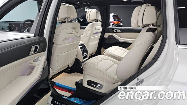 BMW X7 2024 — Şəkil 10/20
