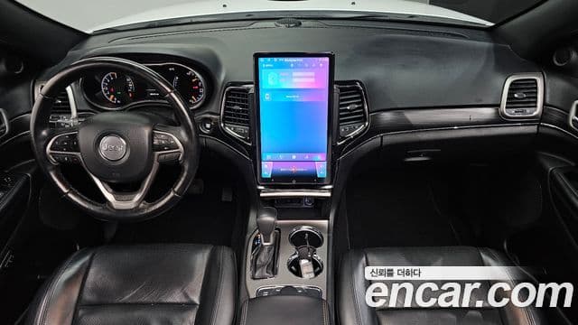 Jeep Grand Cherokee 2021 — Şəkil 7/20
