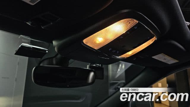 Jeep Grand Cherokee 2021 — Şəkil 17/20