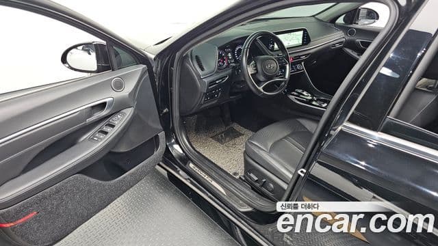 Hyundai Sonata 2021 — Фото 10/20