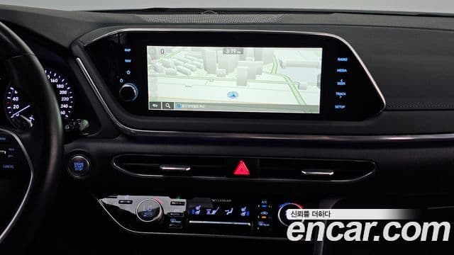 Hyundai Sonata 2021 — Фото 15/20